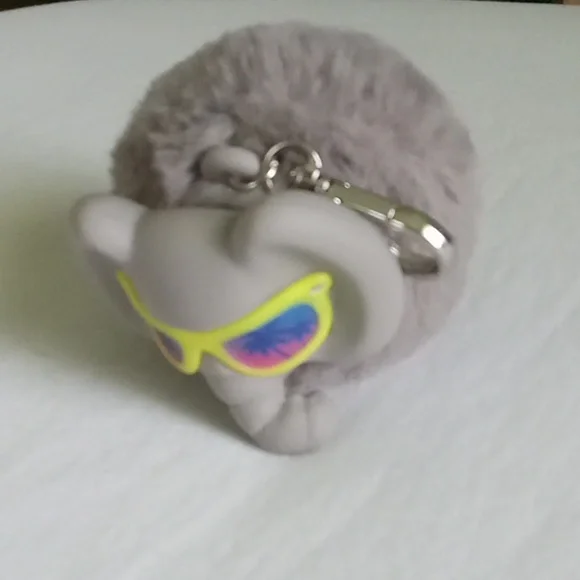 Bath & Body Works Fuzzy Summer Elephant Pocketbac Holder Packet Bac Keychain - Picture 5 of 8